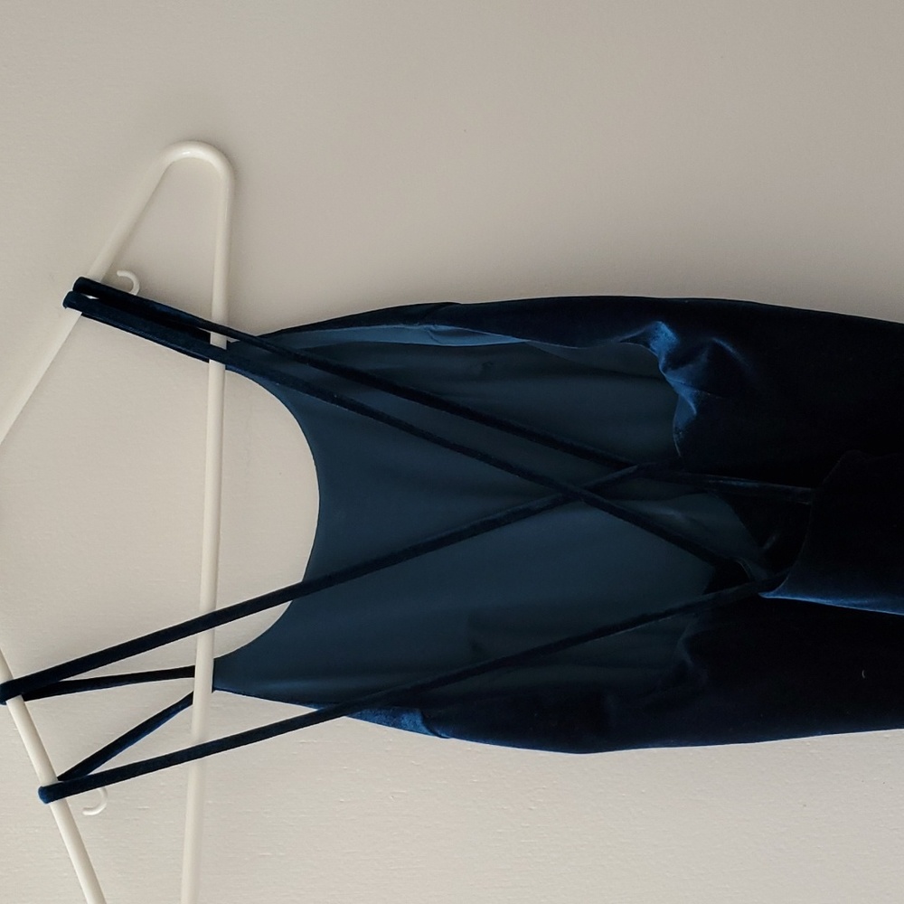 Dress - Picture 4 of 6